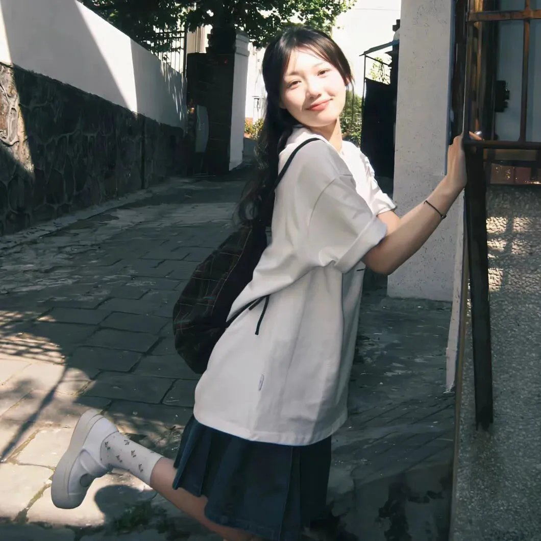 婴儿车